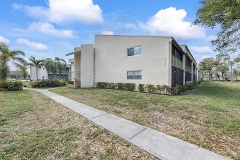 Condominio en venta en Coral Springs, Florida, 1 dormitorio, 63.17 m2 № 1007337 - foto 11