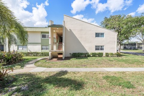 Condominio en venta en Coral Springs, Florida, 1 dormitorio, 63.17 m2 № 1007337 - foto 12