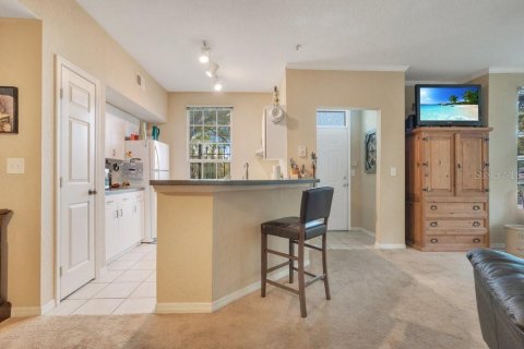 Condo in Orlando, Florida, 2 bedrooms  № 1426677 - photo 9