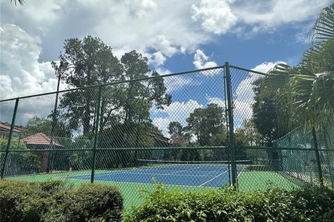 Condo in Orlando, Florida, 1 bedroom  № 1318506 - photo 29