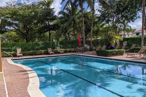 Touwnhouse à vendre à Doral, Floride: 3 chambres, 112.41 m2 № 1292062 - photo 5