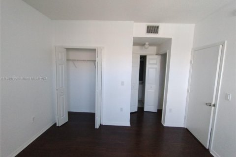 Touwnhouse à vendre à Doral, Floride: 3 chambres, 112.41 m2 № 1292062 - photo 29