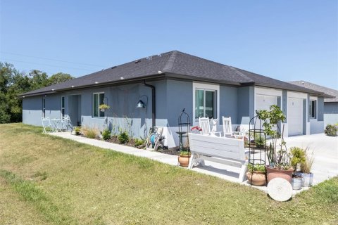 Immobilier commercial à vendre à Rotonda, Floride: 234.67 m2 № 1134047 - photo 14