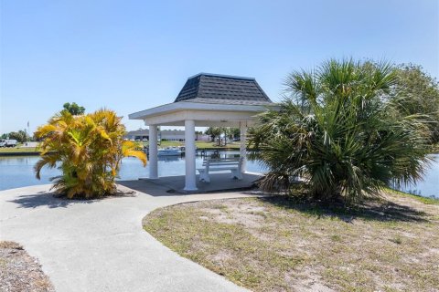 Commercial property in Rotonda, Florida 234.67 sq.m. № 1134047 - photo 15