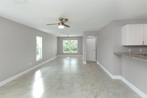 Immobilier commercial à vendre à Rotonda, Floride: 234.67 m2 № 1134047 - photo 23