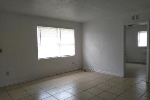 Immobilier commercial à vendre à Ocala, Floride: 12 chambres, 438.87 m2 № 1396443 - photo 15