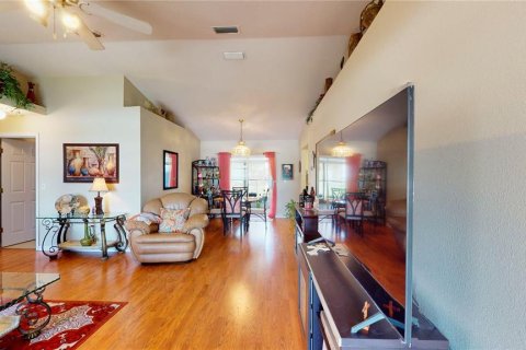 Casa en venta en Lake Wales, Florida, 2 dormitorios, 100.71 m2 № 553169 - foto 11