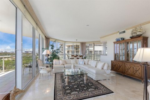 Condominio en venta en Hollywood, Florida, 2 dormitorios, 188.13 m2 № 1168326 - foto 13