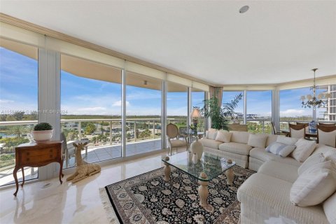 Condominio en venta en Hollywood, Florida, 2 dormitorios, 188.13 m2 № 1168326 - foto 11