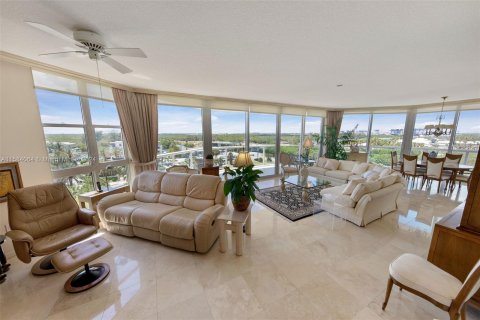 Condominio en venta en Hollywood, Florida, 2 dormitorios, 188.13 m2 № 1168326 - foto 19