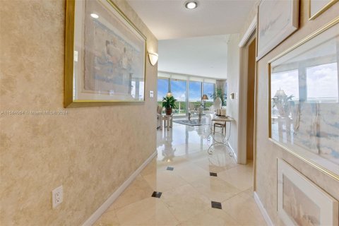 Condominio en venta en Hollywood, Florida, 2 dormitorios, 188.13 m2 № 1168326 - foto 8