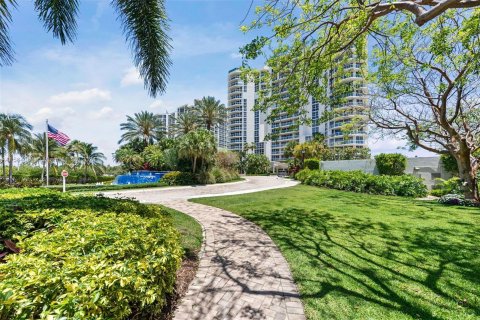 Condominio en venta en Hollywood, Florida, 2 dormitorios, 188.13 m2 № 1168326 - foto 4