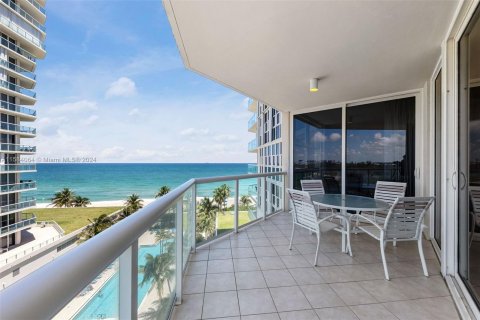 Condominio en venta en Hollywood, Florida, 2 dormitorios, 188.13 m2 № 1168326 - foto 22