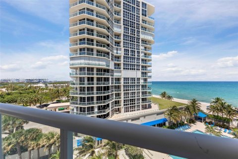 Condominio en venta en Hollywood, Florida, 2 dormitorios, 188.13 m2 № 1168326 - foto 25