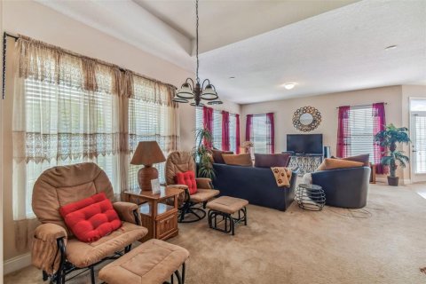 Купить таунхаус в Аполло-Бич, Флорида 7 комнат, 180.79м2, № 409050 - фото 3