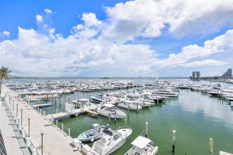 Copropriété à vendre à Miami, Floride: 35.3 m2 № 1370753 - photo 6