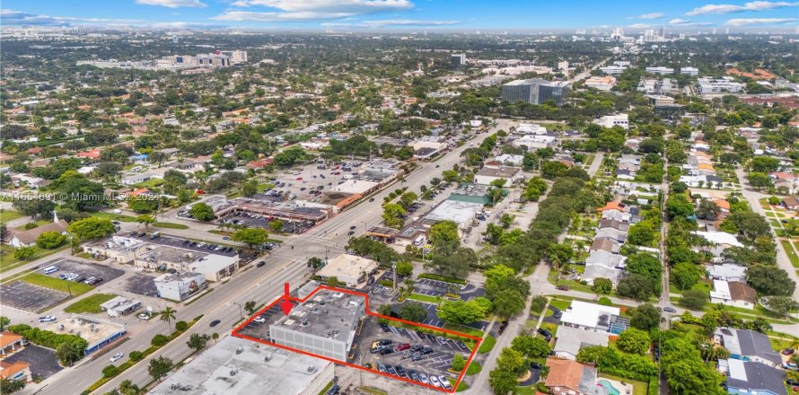 Propiedad comercial en Hollywood, Florida № 1370757