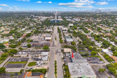 Propiedad comercial en venta en Hollywood, Florida № 1370757 - foto 26