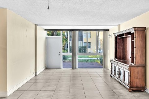 Copropriété à vendre à Miami, Floride: 2 chambres, 110.74 m2 № 1094158 - photo 24