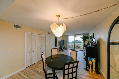 Condo in Hudson, Florida, 2 bedrooms  № 1354389 - photo 17