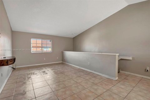 Copropriété à vendre à Hialeah, Floride: 3 chambres, 117.99 m2 № 1380217 - photo 12