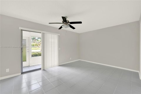 Copropriété à vendre à Boca Raton, Floride: 1 chambre, 66.89 m2 № 1282647 - photo 11