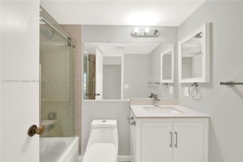 Condominio en venta en Boca Raton, Florida, 1 dormitorio, 66.89 m2 № 1282647 - foto 14