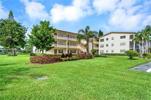 Condo in Boca Raton, Florida, 1 bedroom  № 1282647 - photo 2