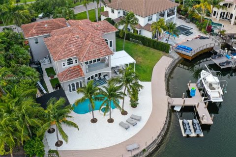 Villa ou maison à vendre à Hollywood, Floride: 4 chambres, 452.25 m2 № 1224260 - photo 13