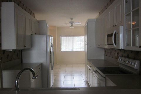 Condo in Tamarac, Florida, 2 bedrooms  № 936683 - photo 22