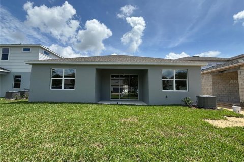 House in Winter Garden, Florida 4 bedrooms, 191.38 sq.m. № 1351439 - photo 18