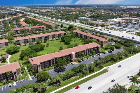 Copropriété à vendre à Pembroke Pines, Floride: 2 chambres, 105.63 m2 № 1282366 - photo 25