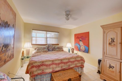 Condo in Delray Beach, Florida, 2 bedrooms  № 994389 - photo 26