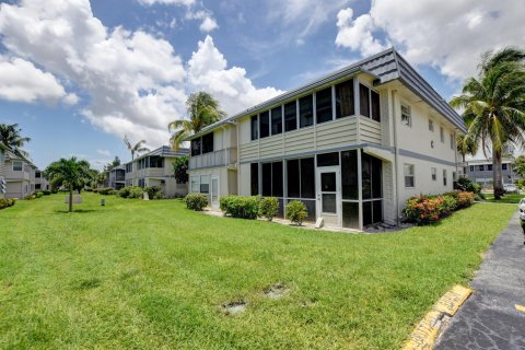 Condo in Delray Beach, Florida, 2 bedrooms  № 994389 - photo 17