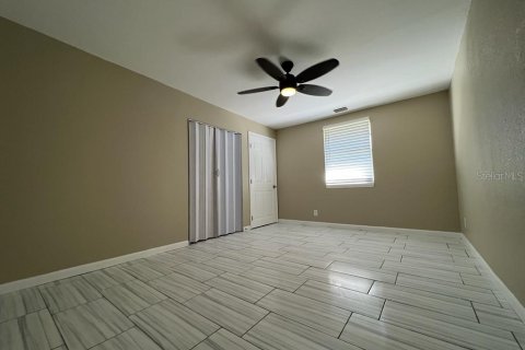 Casa en venta en Moore Haven, Florida, 5 dormitorios, 153.66 m2 № 995251 - foto 14