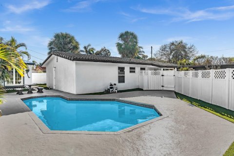 Casa en venta en Deerfield Beach, Florida, 3 dormitorios, 139.63 m2 № 1002630 - foto 26