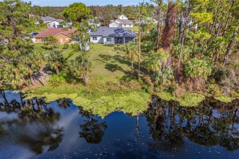 Villa ou maison à vendre à North Port, Floride: 3 chambres, 179.67 m2 № 1408792 - photo 11