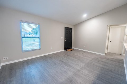 Dúplex en venta en Orlando, Florida, 2 dormitorios, 83.52 m2 № 845117 - foto 4