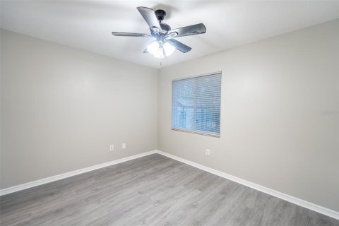 Duplex à vendre à Orlando, Floride: 2 chambres, 83.52 m2 № 845117 - photo 10