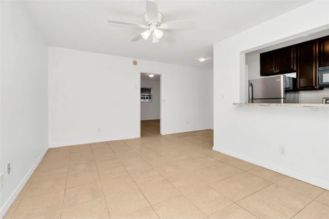 Appartement à louer à Saint Petersburg, Floride: 1 chambre, 48.77 m2 № 1534989 - photo 3