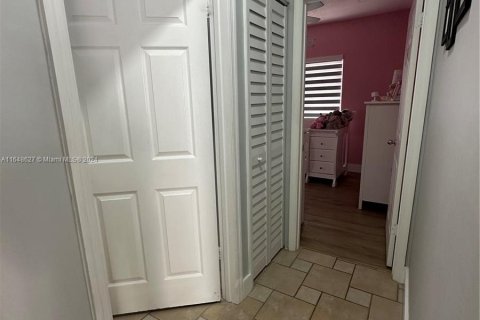 Villa ou maison à vendre à Miami, Floride: 3 chambres, 153.29 m2 № 1331363 - photo 26