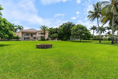 Villa ou maison à vendre à Davie, Floride: 5 chambres, 464.14 m2 № 1333358 - photo 12