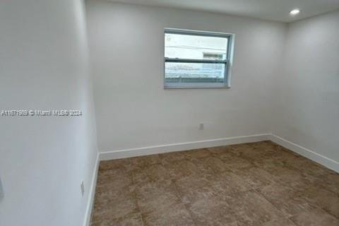 House in Miami, Florida 3 bedrooms, 211.07 sq.m. № 1394225 - photo 6