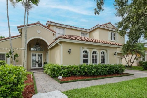 Villa ou maison à vendre à Pembroke Pines, Floride: 5 chambres, 341.23 m2 № 1380546 - photo 3