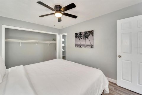 Immobilier commercial à vendre à Tampa, Floride: 197.32 m2 № 1131167 - photo 18