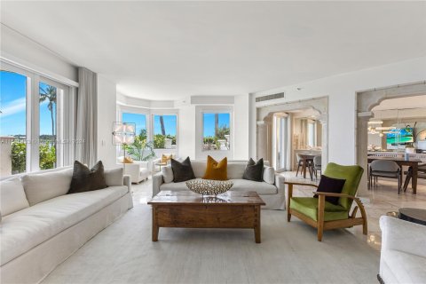 Condo in Miami Beach, Florida, 4 bedrooms  № 1176343 - photo 3