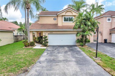 Villa ou maison à vendre à Plantation, Floride: 3 chambres, 230.96 m2 № 1236589 - photo 2