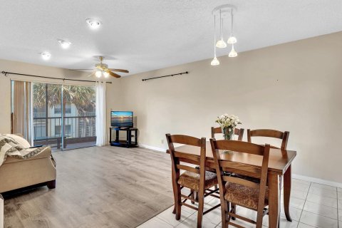 Copropriété à vendre à Coral Springs, Floride: 2 chambres, 99.41 m2 № 1216040 - photo 25