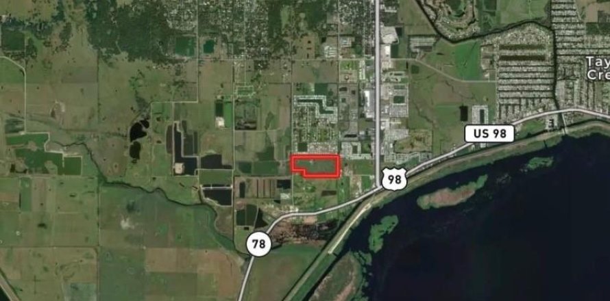 Land in Okeechobee, Florida № 1216039