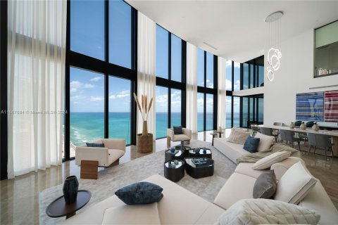 Condominio en venta en Sunny Isles Beach, Florida, 4 dormitorios, 568.65 m2 № 1117174 - foto 8